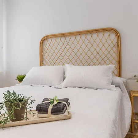 Lägenhet Lluis By Interhome